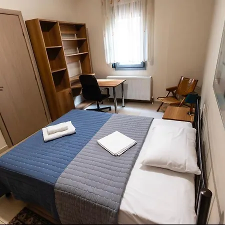 Γκαρσονιέρα Στο Κέντρο, Κοντά Στα Δικαστήρια 公寓