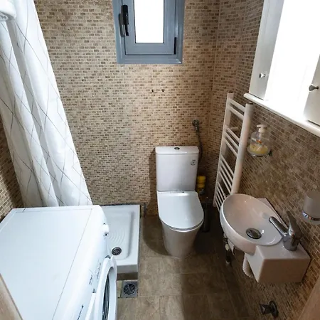 Γκαρσονιέρα Στο Κέντρο, Κοντά Στα Δικαστήρια * 科扎尼